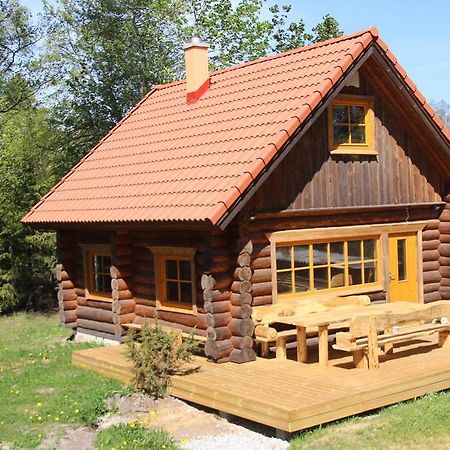 Ala-Laugu Holiday Home Leisi Buitenkant foto